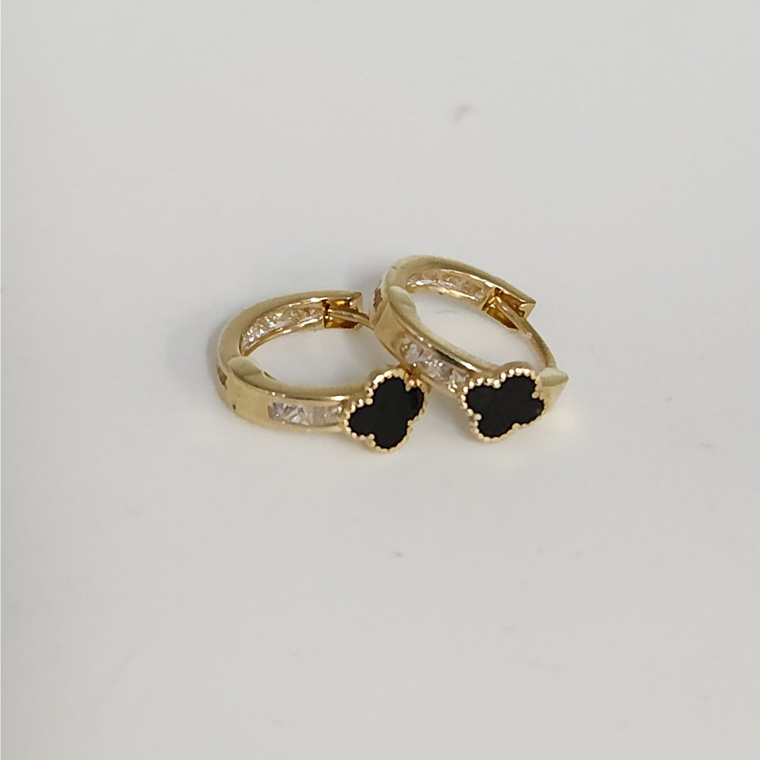 14k Yellow Gold Onyx Clover Hoop Earrings With Zirconia Accents