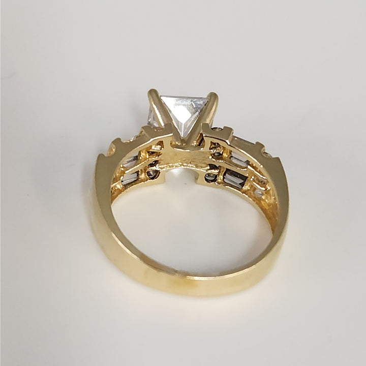 14k Yellow Gold Princess-Cut CZ Ring with Baguette Accents- Size 6