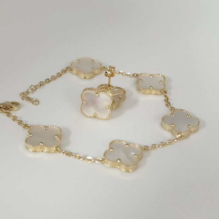 14k Yellow Gold Set Of Mother Of Pearl Flowers Bracelet 7.5" And Earrings