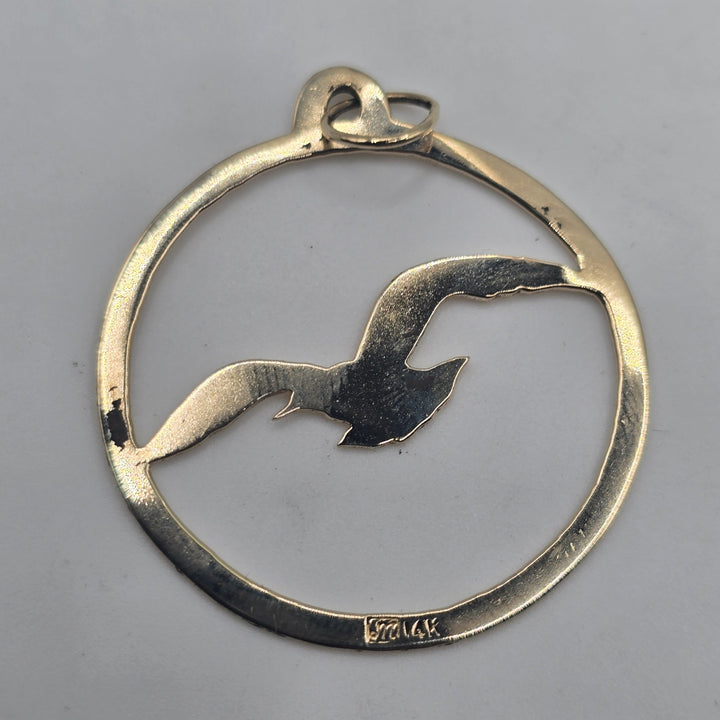 Vintage 14K Yellow Gold Seagull Bird Round Pendant Charm 2.3g