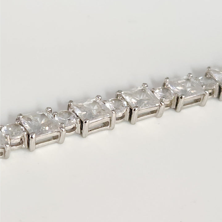 925 Sterling Silver Cubic Zirconia Tennis Bracelet Princess and Round -Cut 7"