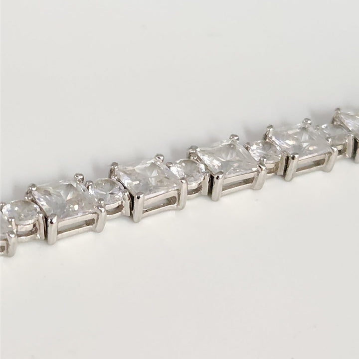 925 Sterling Silver Cubic Zirconia Tennis Bracelet Princess and Round -Cut 7"
