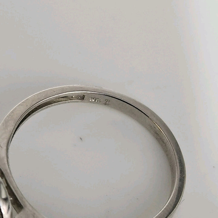 10k White Gold And Diamonds Princess Ring Size 6.5
