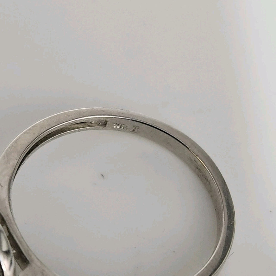 10k White Gold And Diamonds Princess Ring Size 6.5