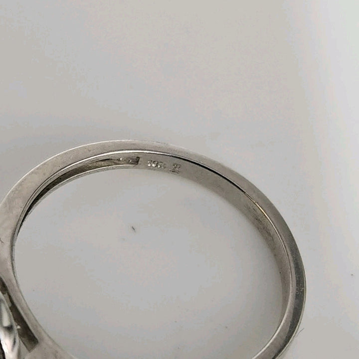 10k White Gold And Diamonds Princess Ring Size 6.5