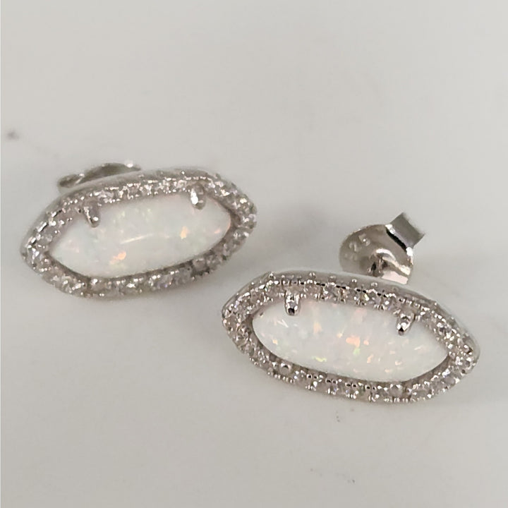 925 Sterling Silver simulated Opal & CZ jewelry set Necklace & Matching Earrings