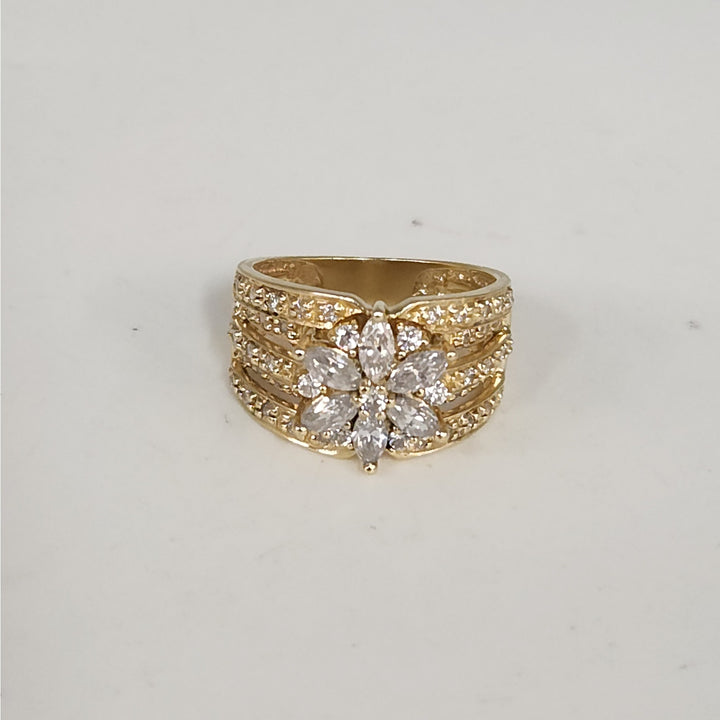 14k Yellow Gold CZ Floral Cluster Ring Size 6