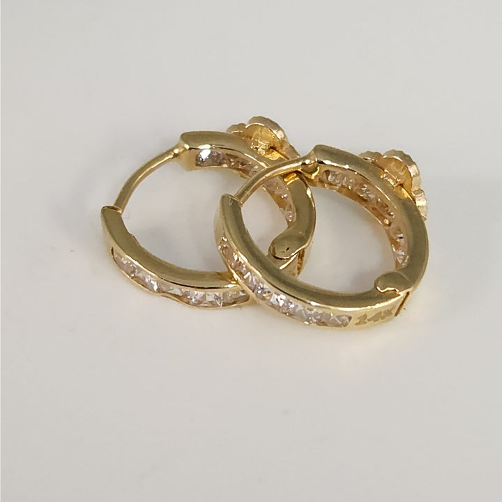 14k Yellow Gold Mother Of Pearl Clover Hoop Earrings With Zirconia Accents