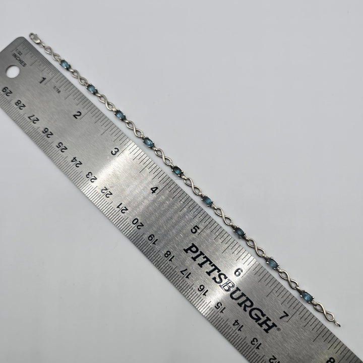 925 Sterling Silver Blue Stone Infinity Link Bracelet 7.5" 4.8g