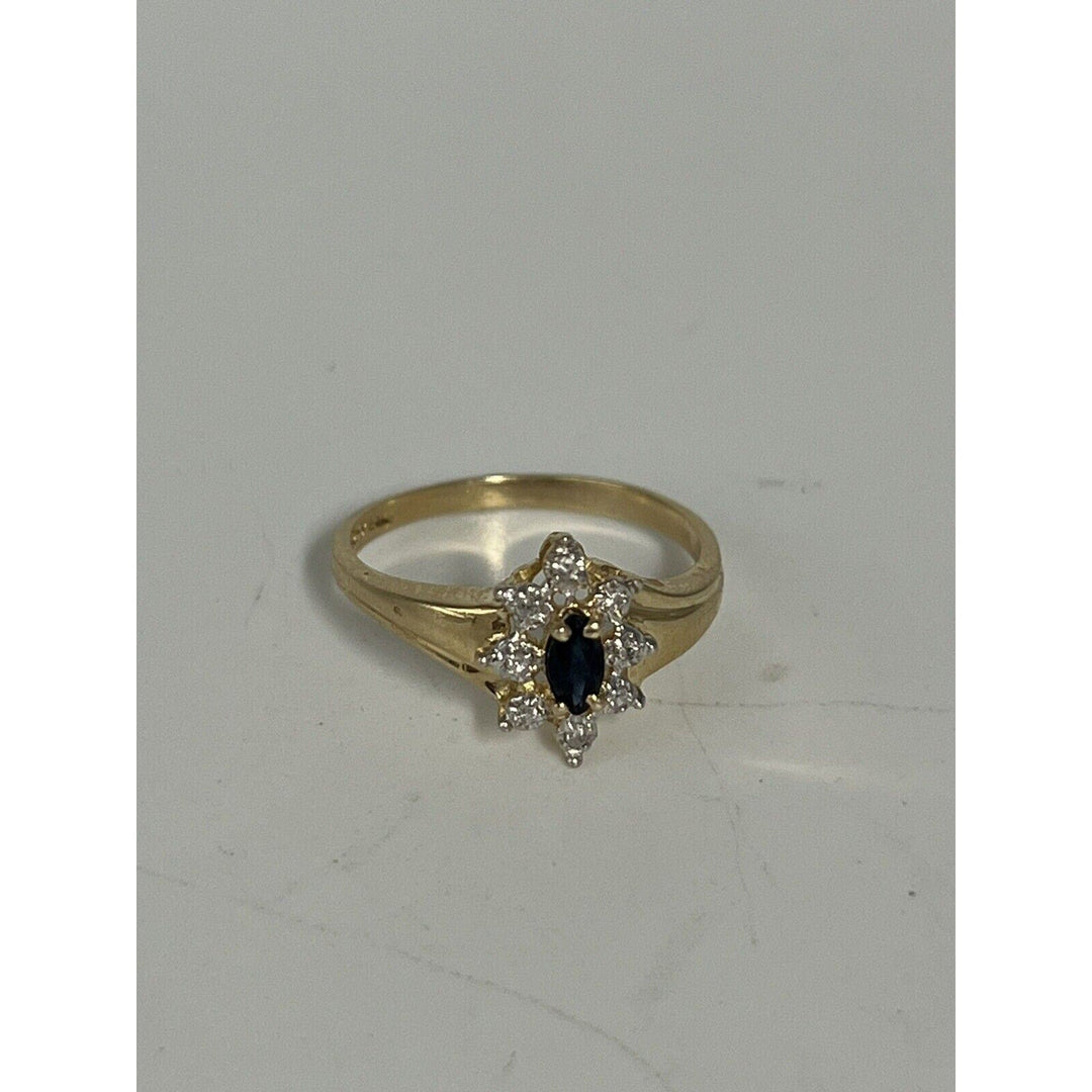 Beautiful 10k Yellow Gold Sapphire Diamond Ring