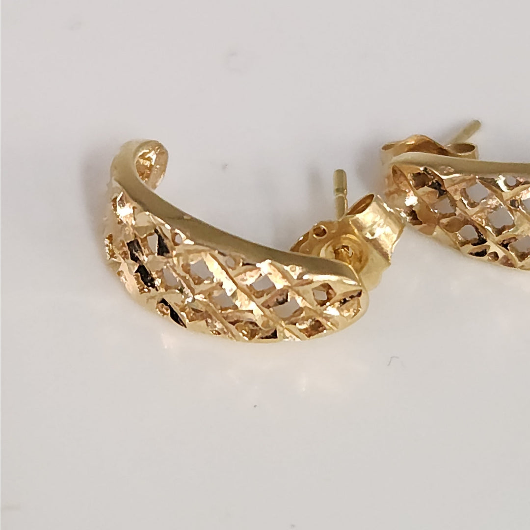 14k Yellow Gold Diamond -Cut Lattice half hope Earrings