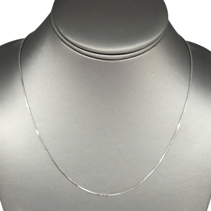 18k White Gold Box Chain Necklace 18"