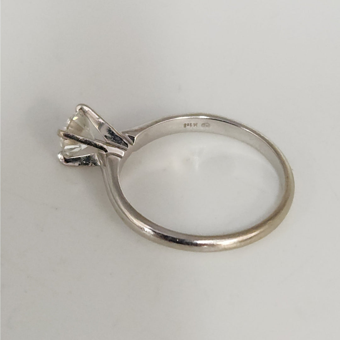 Classic Elegant Setting 14k White Gold 0.65 CT  Natural Diamond Solitaire Ring