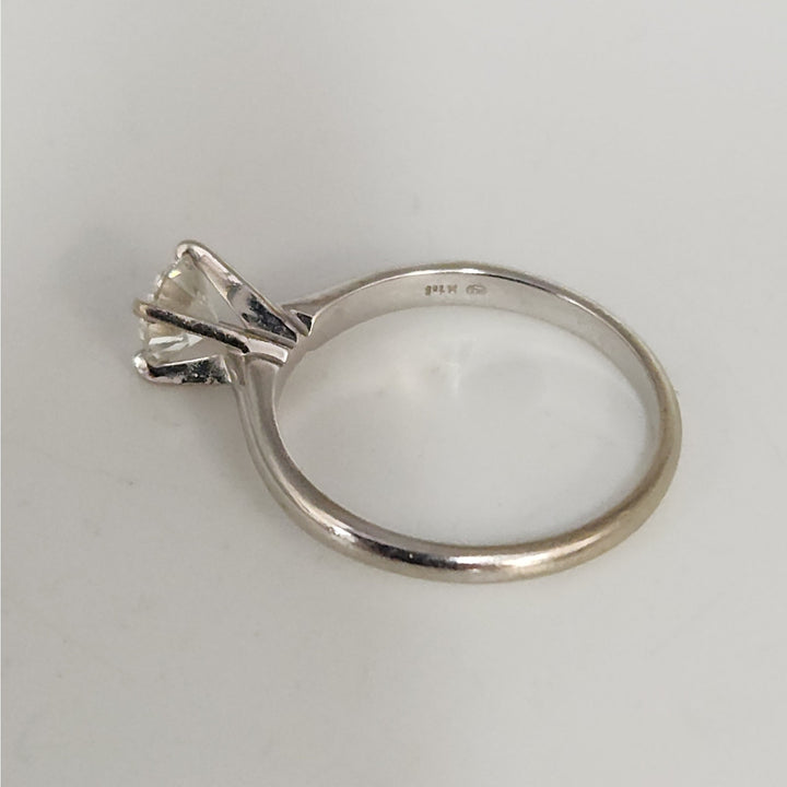 Classic Elegant Setting 14k White Gold 0.65 CT  Natural Diamond Solitaire Ring