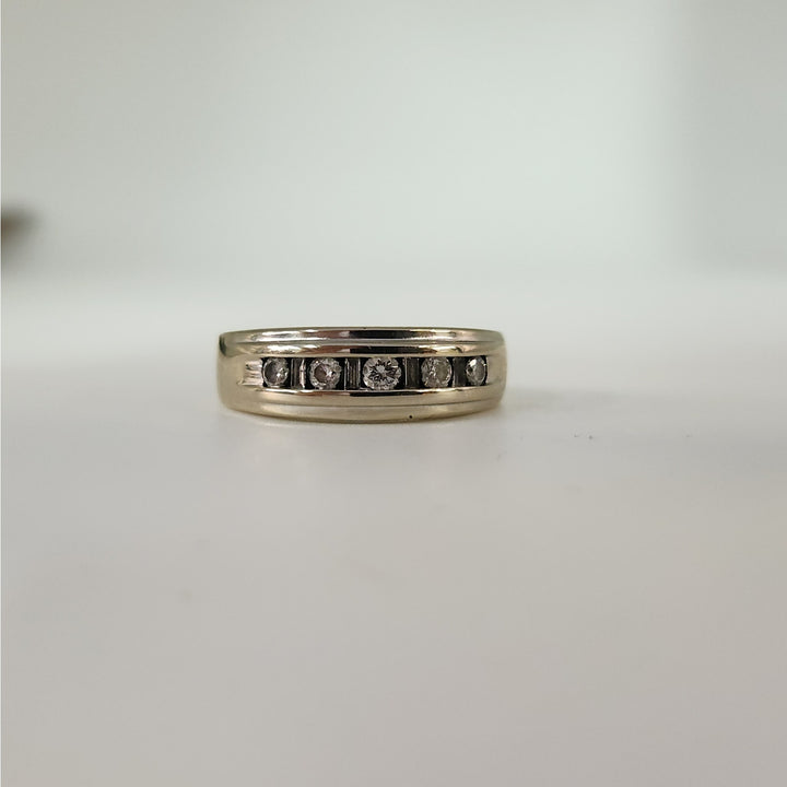 14k White Gold Diamond Band Ring size 9.25