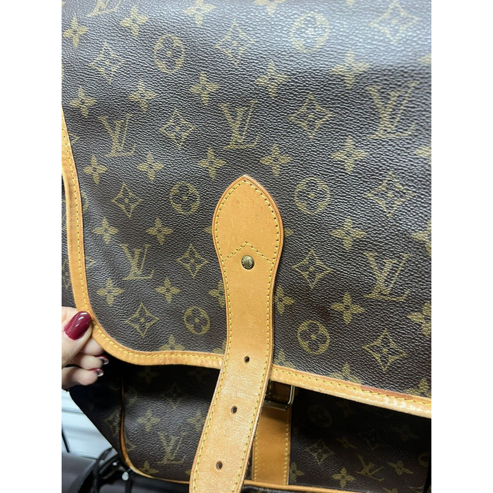 Louis-Vuitton vintage bags Monogram Sac Chasse 2 Way Travel Handbag