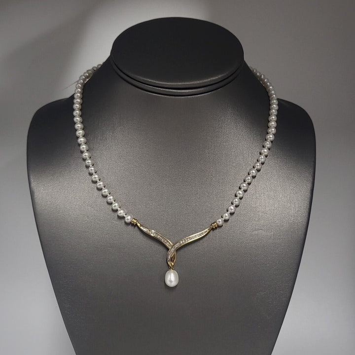 10k Yellow Gold Diamond With Pearls Necklace 18in