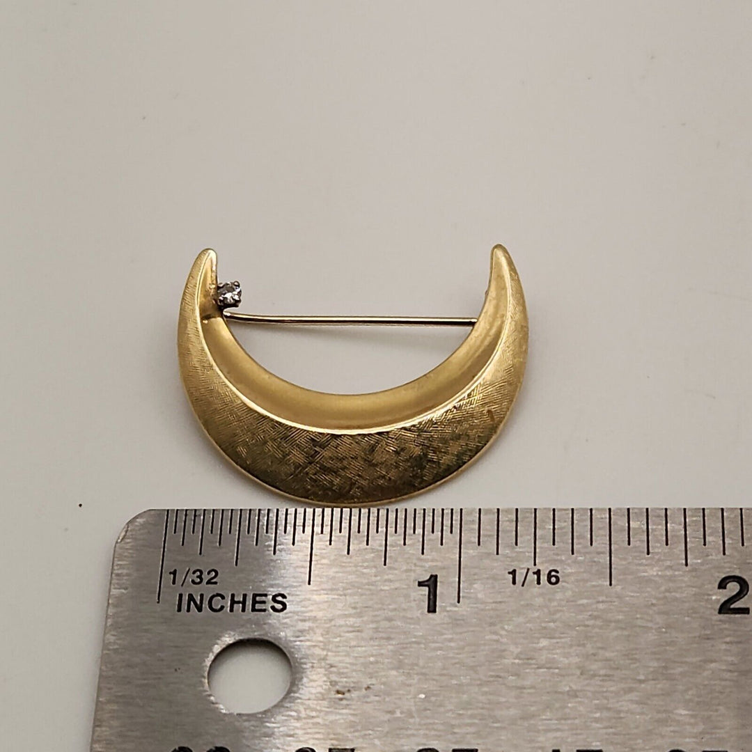 14k Yellow Gold Diamond Moon Pin