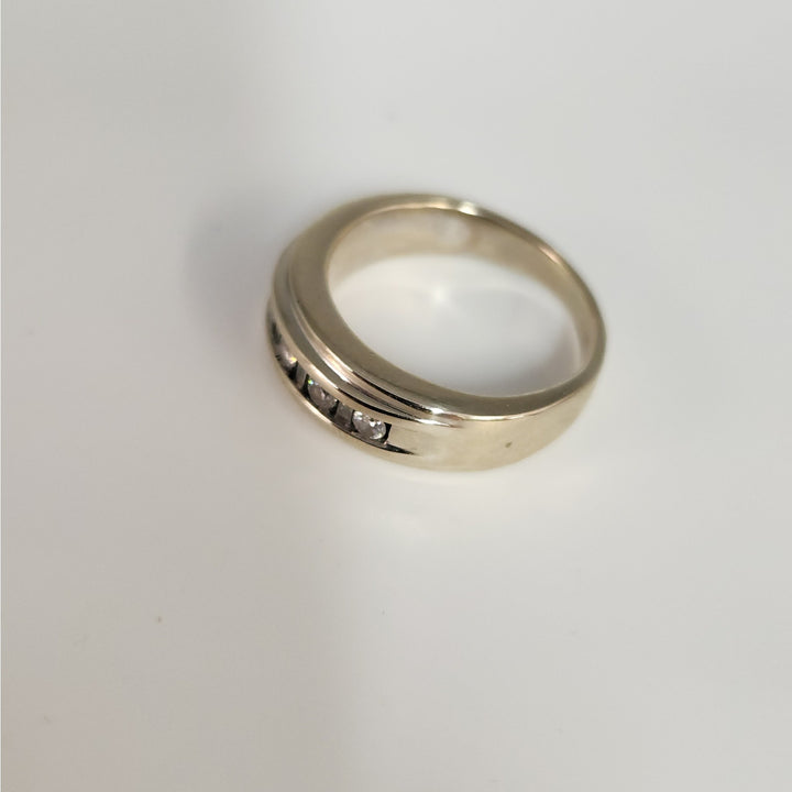 14k White Gold Diamond Band Ring size 9.25