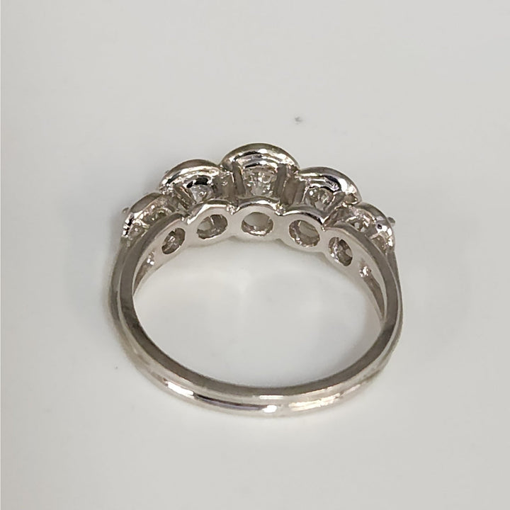 14k White Gold Diamond Five Stone Ring Size 6