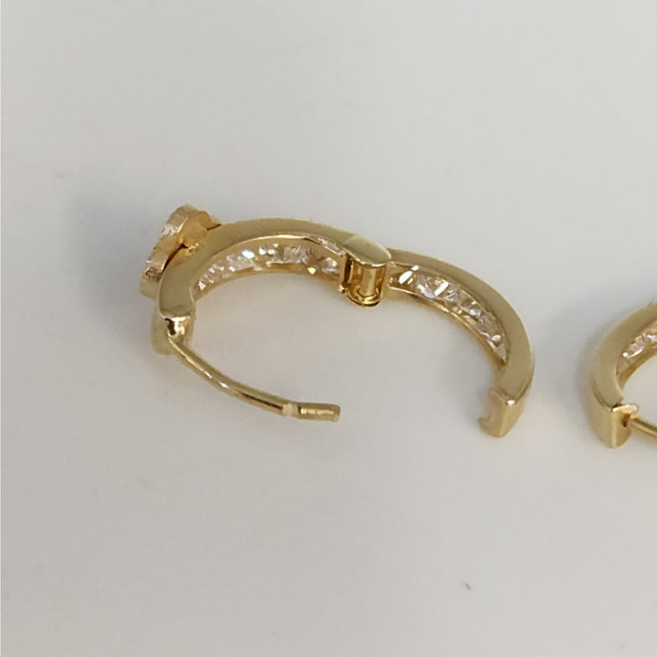 14k Yellow Gold Onyx Clover Hoop Earrings With Zirconia Accents
