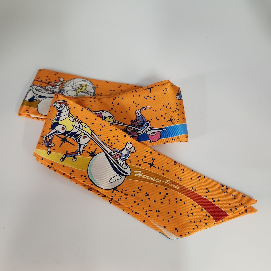 New Hermes Twilly Scarf 100% Silk Space Derby Orange's Color