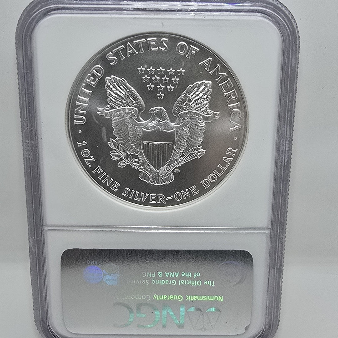 2005 American Silver Eagle, 1 Oz Fine .999 Silver USA Uncirculated $1 NGC MS69