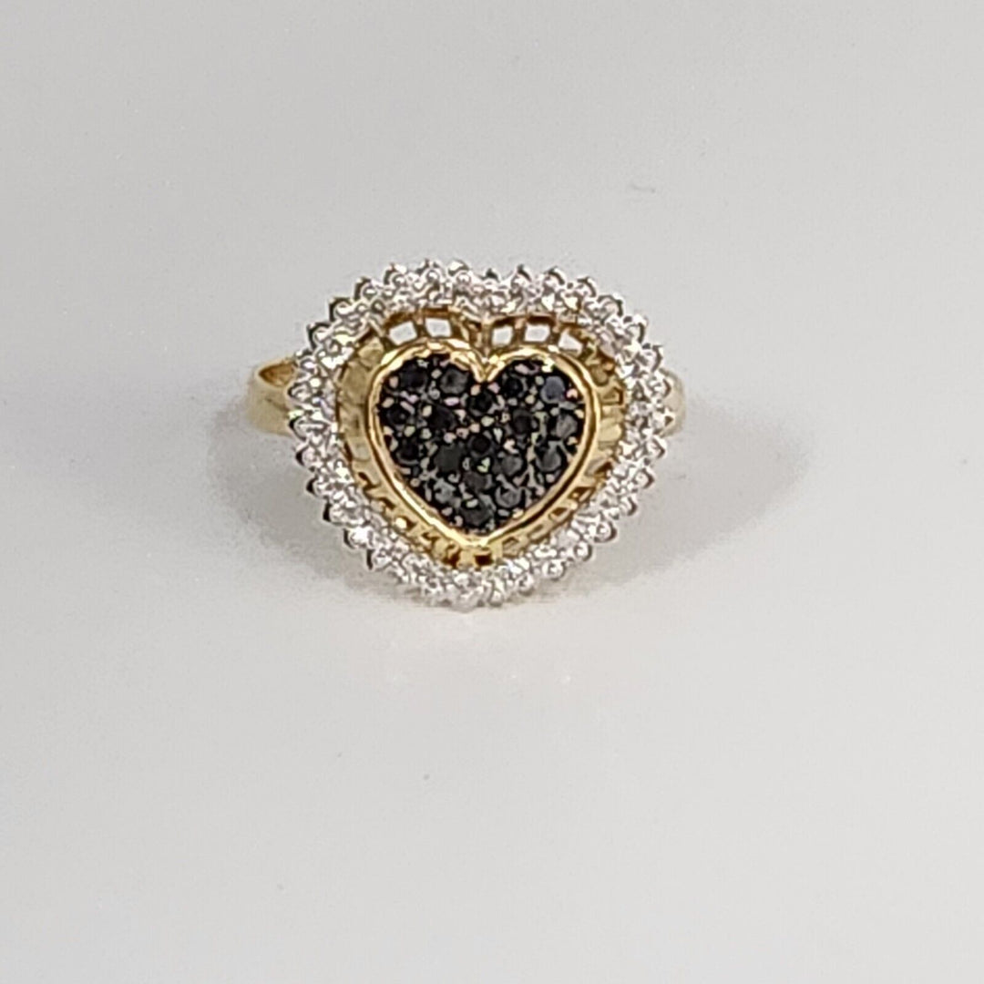 18k Yellow Gold Black &White Diamonds Heart Ring Size 7.25
