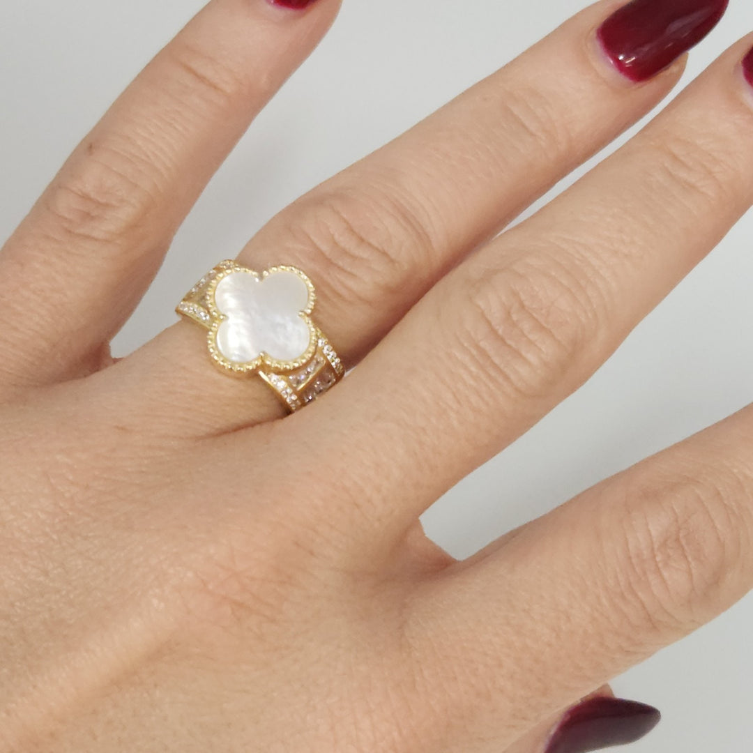 Gold Plated 925 Silver Clover Ring With White Mother Of Pearl Style Stone And...