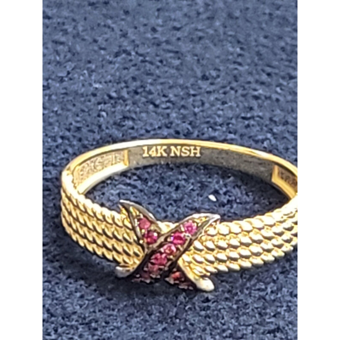 14k Gold Rope Design Band Ring With X Pink Gemstone 2.4g Of Gold