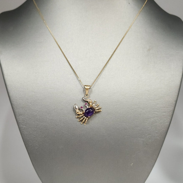 10K Yellow Gold Crab Pendant with purple Cabochon Pink Stone Accents with necklace 18"