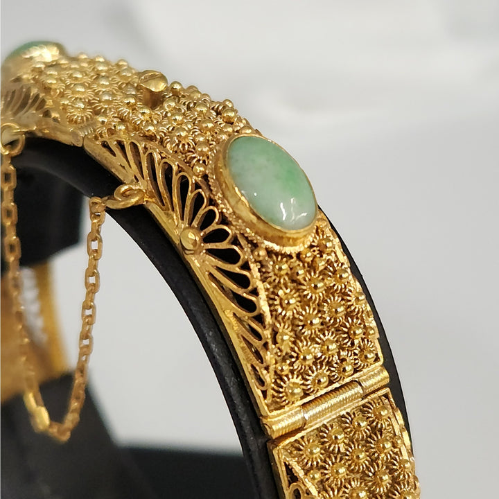 Vintage Natural Jade Gold-Plated Sterling Silver Filigree Hinged Bangle Bracelet