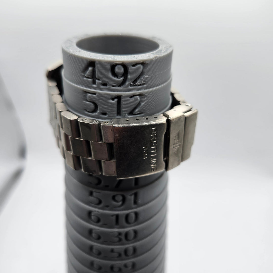 Breitling Aerospace Avantage E79362 Titanium Mens Watch - Short Bracelet, Pouch & Case