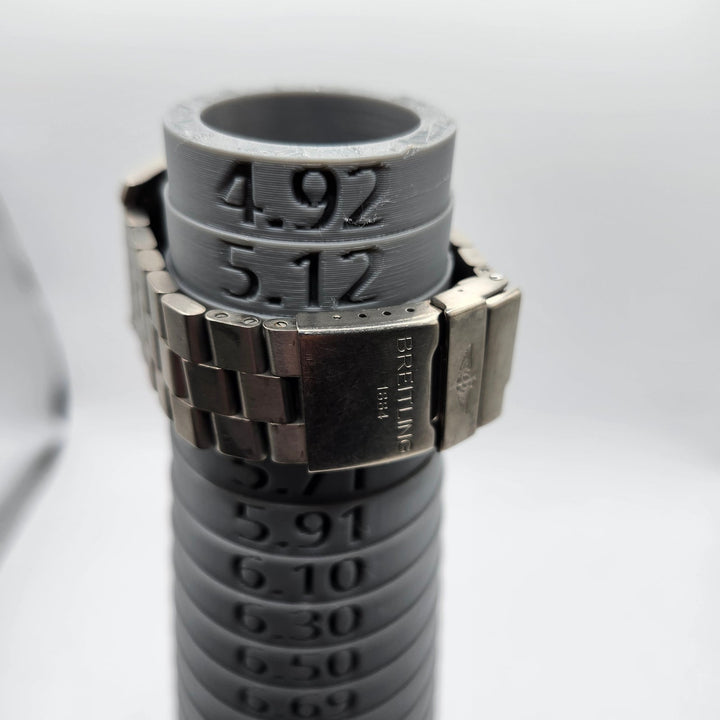 Breitling Aerospace Avantage E79362 Titanium Mens Watch - Short Bracelet, Pouch & Case