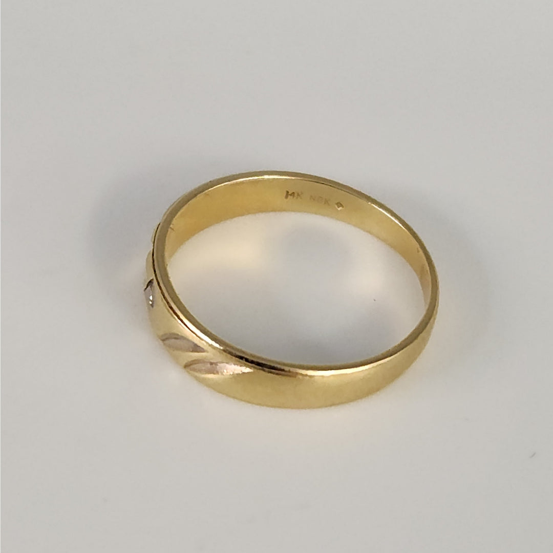 Vintage 14k Yellow Gold Diamond Band Ring Size 4