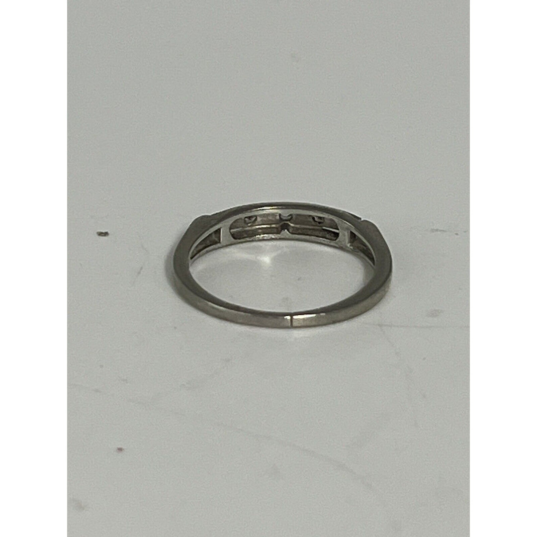 10k White Gold Diamond Band Ring