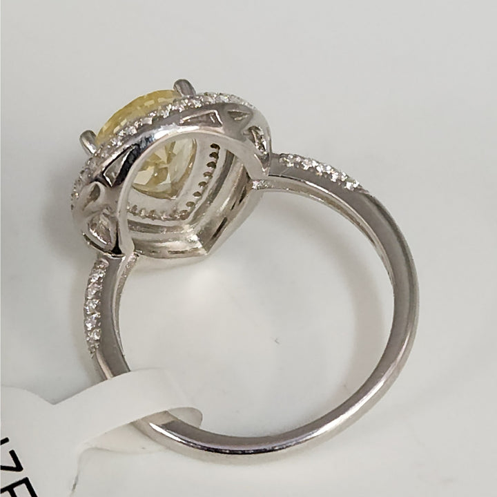 925 sterling silver Pear cut Yellow stone & zirconia Halo  Ring size 9