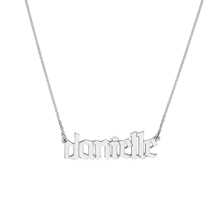 7mm Gothic Nameplate Necklace